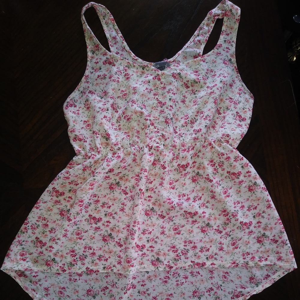 Juniors floral print blouse